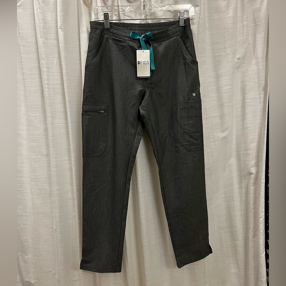NWT Figs Yola skinny scrub pants XS petite